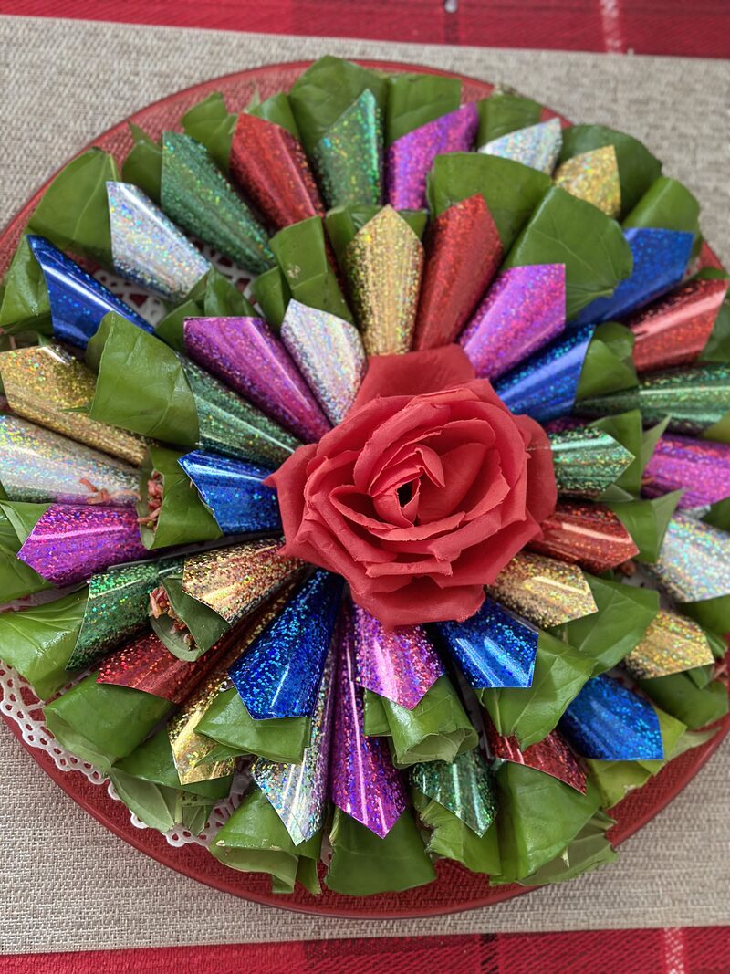 Paan tray with red rose centrepiece for Valentine's Day